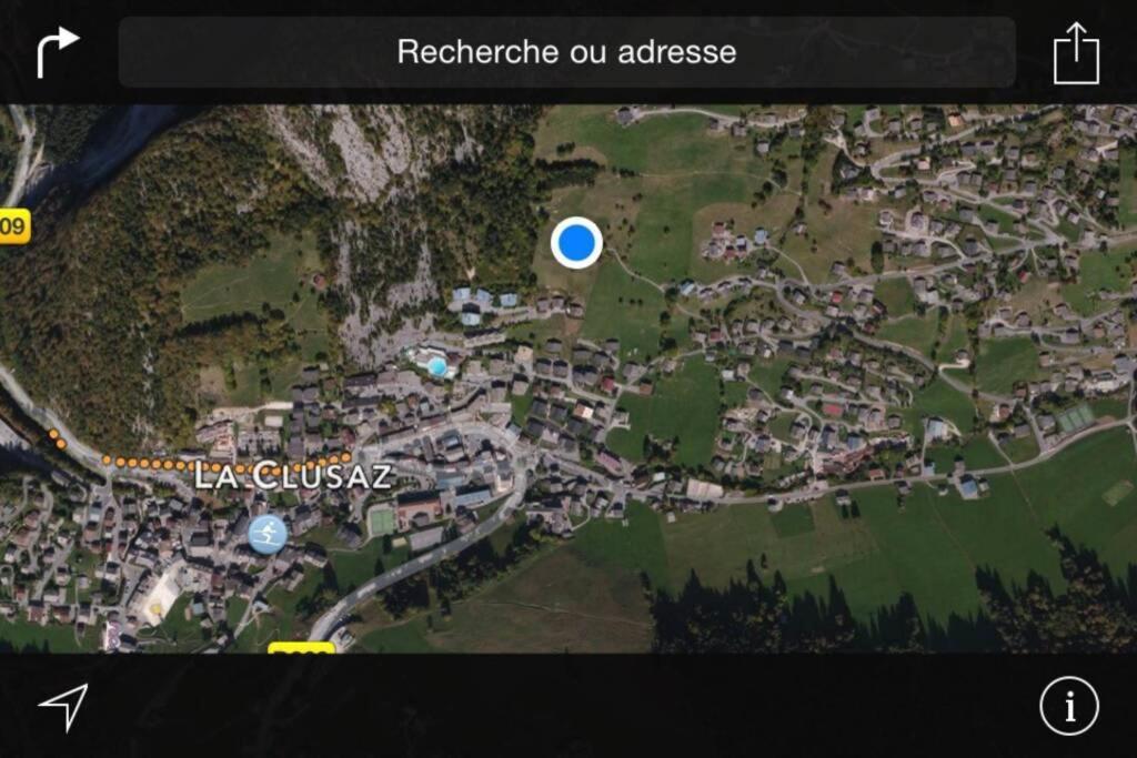 Appartement Cozy Dans Chalet 6 Pers Voiture 4 Roues Motrice A Dispo La Clusaz Exterior foto
